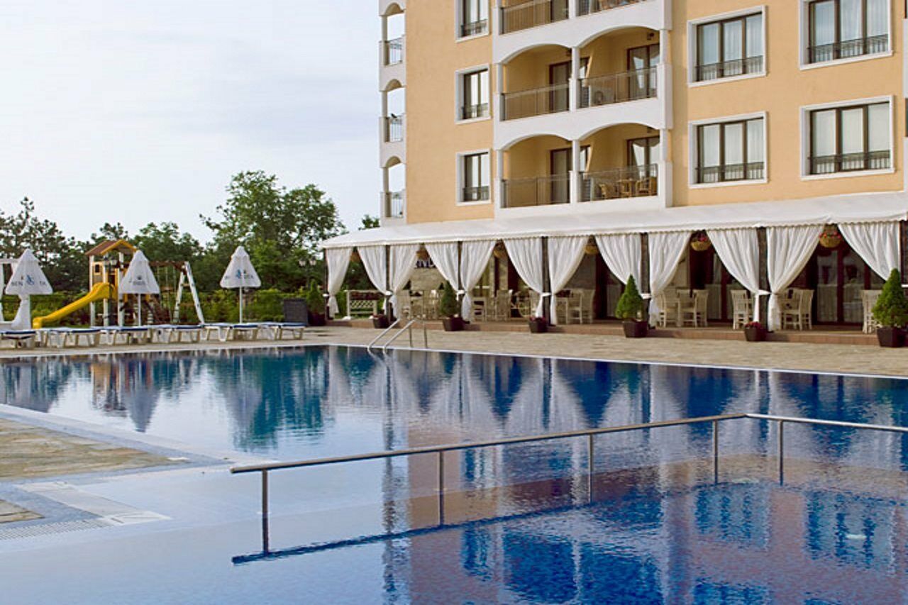 Bendita Mare Aparthotel Golden Sands Esterno foto